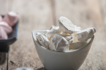 Meringue cookies in bowl
