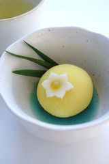 水仙の和菓子