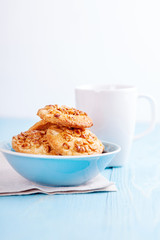 Peanut chip cookies