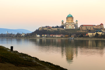 Obraz premium Basilica in Esztergom, Hungary