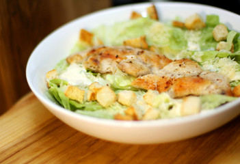 Cesar salad with chicken