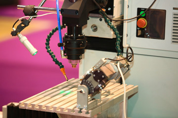 The microscope is used to control chip