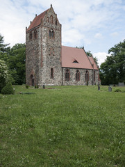 Gottberg-Feldsteinkirche