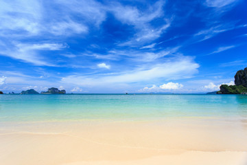Fototapeta na wymiar Railay beach, Krabi, Andaman sea Thailand