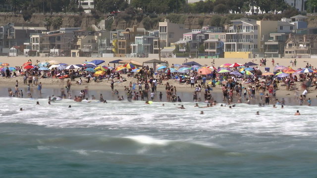 Crowded Beach In Santa Monica - Time Lapse