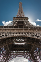 Fototapeta na wymiar Torre Eiffel parigi