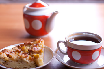 tea with pie