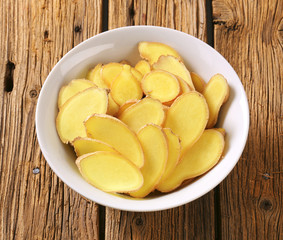 Fresh ginger slices
