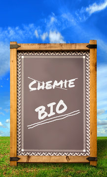 Strassenschild 34 - Bio