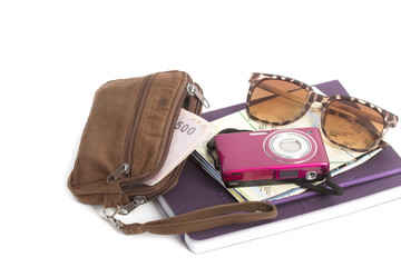 Travel plan wallet , road map ,camera and sun glass  on a note b