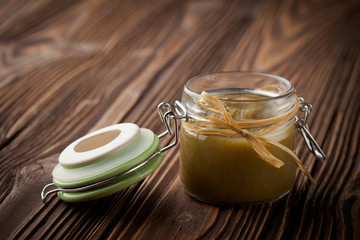 Natural diy green chilli sauce