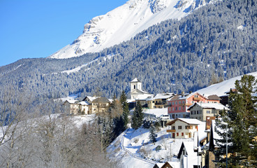 Bilder und Videos suchen tinizong