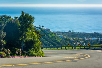 Curve on Park Avenue and view of the Pacific Ocean in Laguna Bea