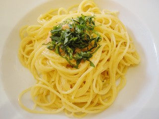Pasta cream suace with mentaigo