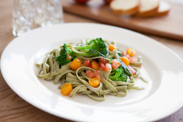 Spinach Fettuccine with Vegetables