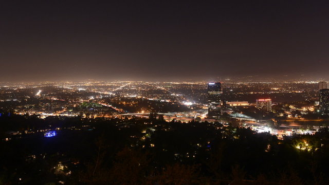 Time Lapse of the San Fernando Valley at Night - Los Angeles
