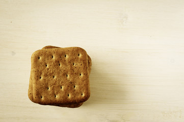 Cracker