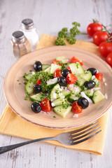 cucumber salad with tomato and tomato