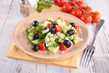 cucumber salad with tomato and tomato