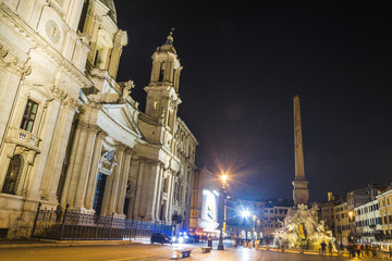 piazza navona di notte dopo lo scontro