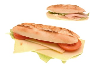 getoastetes Baguettebrot mit Käse und Schinken