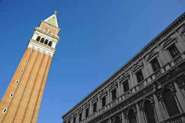 Fototapeta na wymiar San Marco square Venice