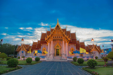 Fototapeta premium Beautiful Thai Temple Wat Benjamaborphit, temple in Bangkok, Tha
