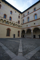 Fototapeta na wymiar Castle Sforzesco courtyard