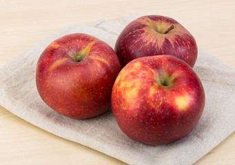 Red apples