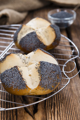 Homemade Pretzel Roll (with Poppyseed)