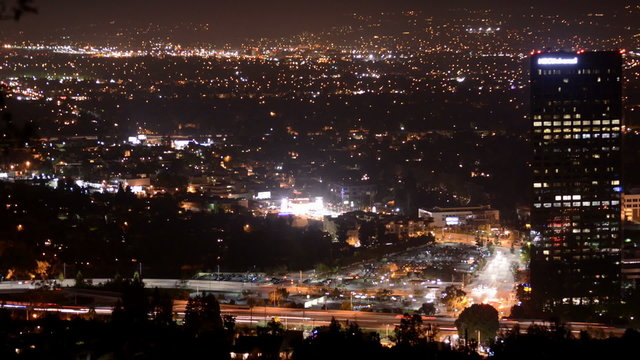 Time Lapse of the San Fernando Valley at Night - Los Angeles
