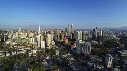 Fotobehang Kuala Lumpur-stad vanuit luchtfoto © nasruleffendy