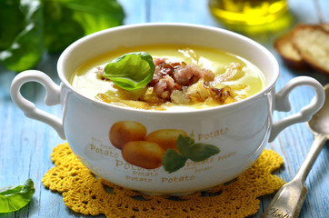 Potato cream soup.