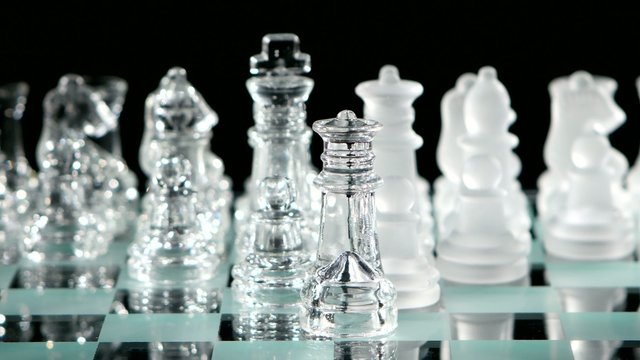 4K. Glass chess on chessboard