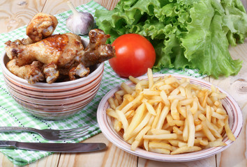 lunch fried chicken and potatoes with vegetables