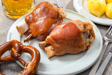 Schweinshaxe