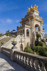 Fototapeta premium Cascading fountain in the Park Ciutadella, Barcelona