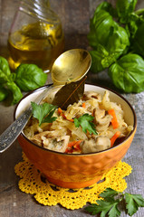 Cabbage stewed with mushrooms.