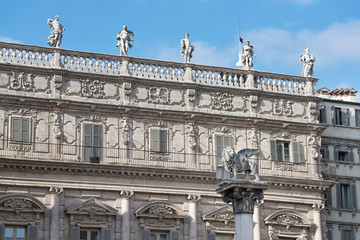 Fototapeta na wymiar Palazzo Maffei, Piazza Erbe- Verona