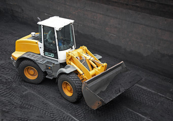 Wheel loader machine