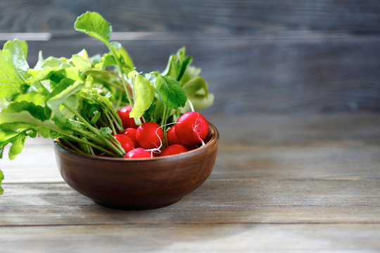 Radishes in a bowl