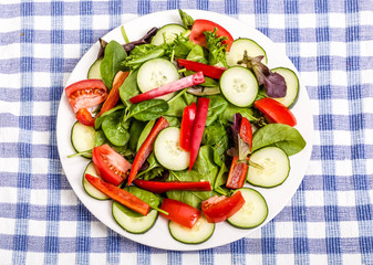 Green Salad with Red Pepper