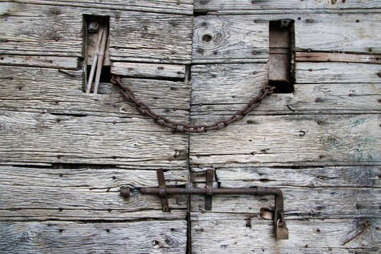 porta antica di legno