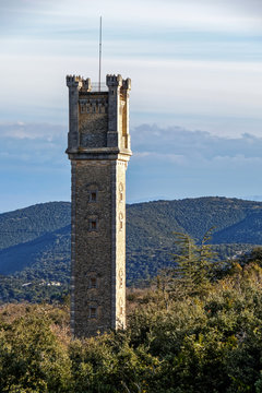 Tour Philippe de Bonnieux