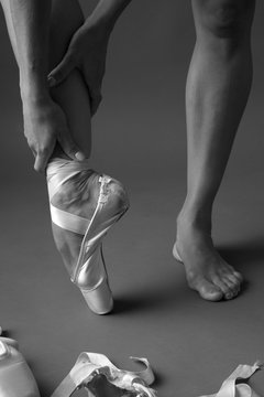 Ballerina stretching feet