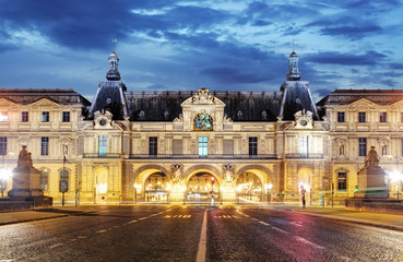 Fototapeta na wymiar Louvre at night, gate, Paris