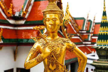 Obraz na płótnie Canvas Statue of a kinnara in Wat Phra Kaew, Bangkok , Thailand