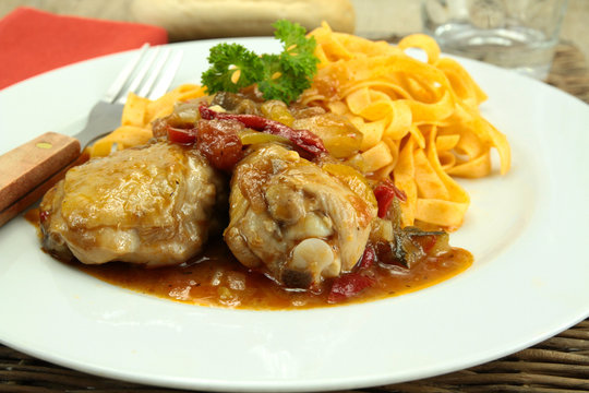 poulet basquaise et tagliatelles