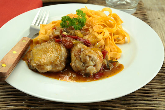 poulet basquaise et tagliatelles