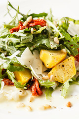 salad with arugula